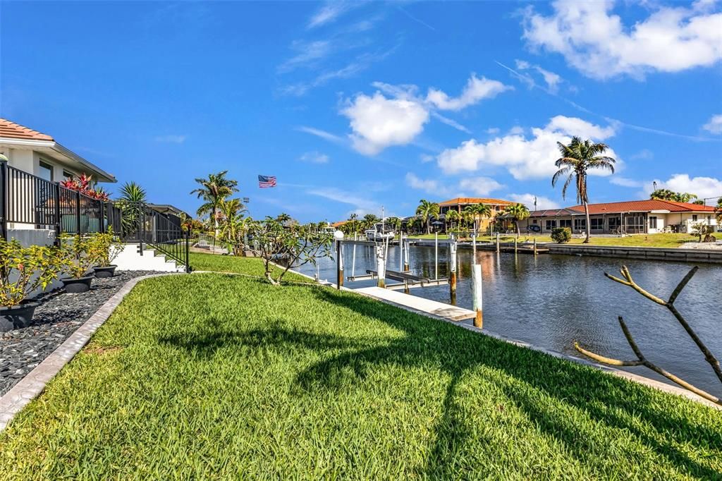 Active With Contract: $1,049,000 (3 beds, 2 baths, 2528 Square Feet)