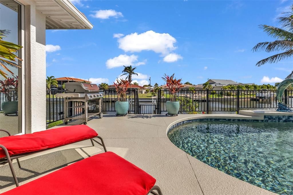 Active With Contract: $1,049,000 (3 beds, 2 baths, 2528 Square Feet)