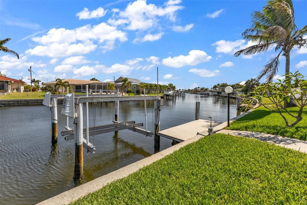 Active With Contract: $1,049,000 (3 beds, 2 baths, 2528 Square Feet)