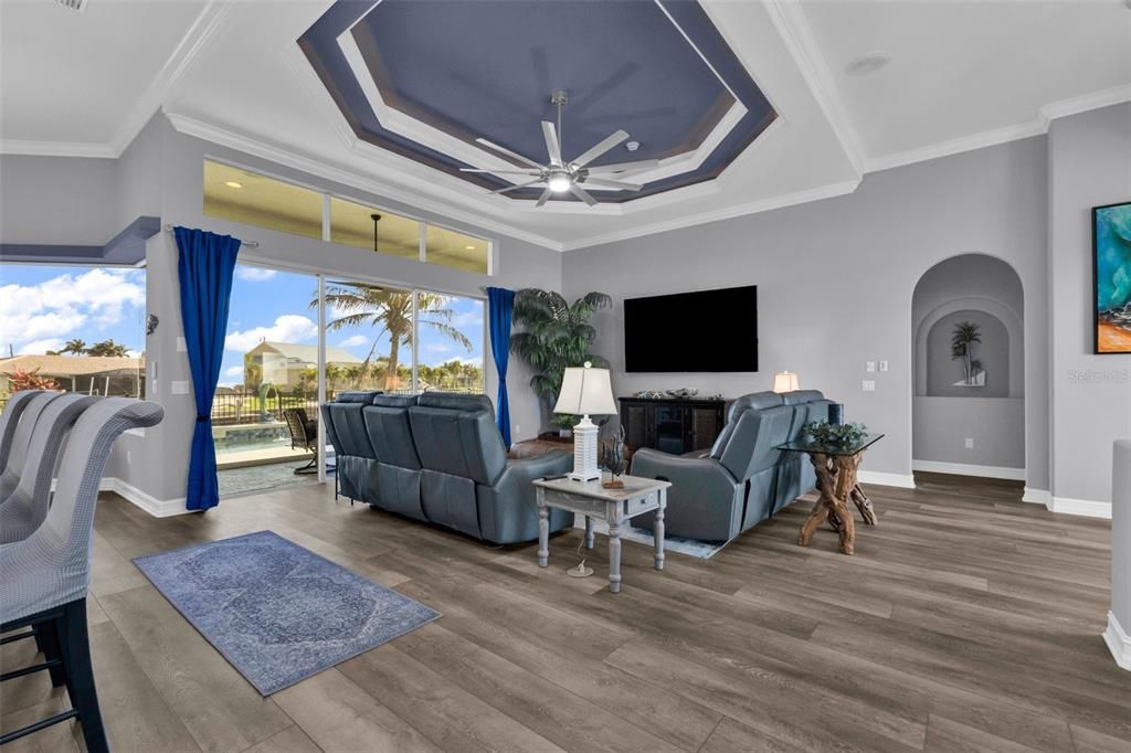 Active With Contract: $1,049,000 (3 beds, 2 baths, 2528 Square Feet)
