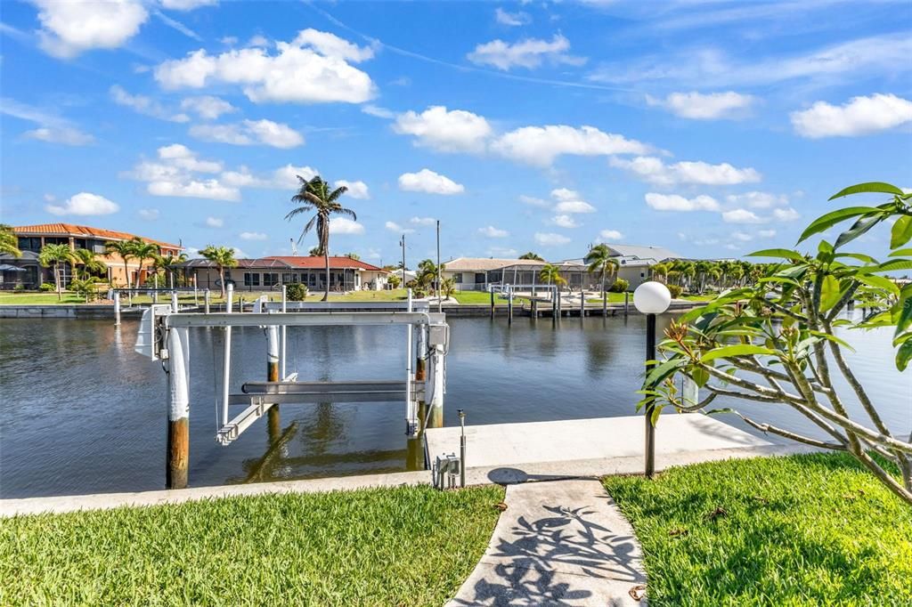 Active With Contract: $1,049,000 (3 beds, 2 baths, 2528 Square Feet)