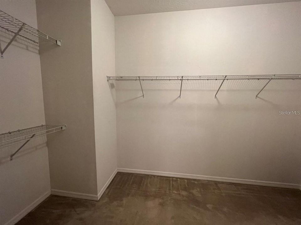 En Renta: $1,900 (3 camas, 2 baños, 2358 Pies cuadrados)