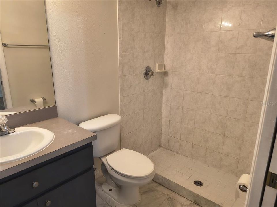 En Venta: $245,000 (3 camas, 2 baños, 1066 Pies cuadrados)