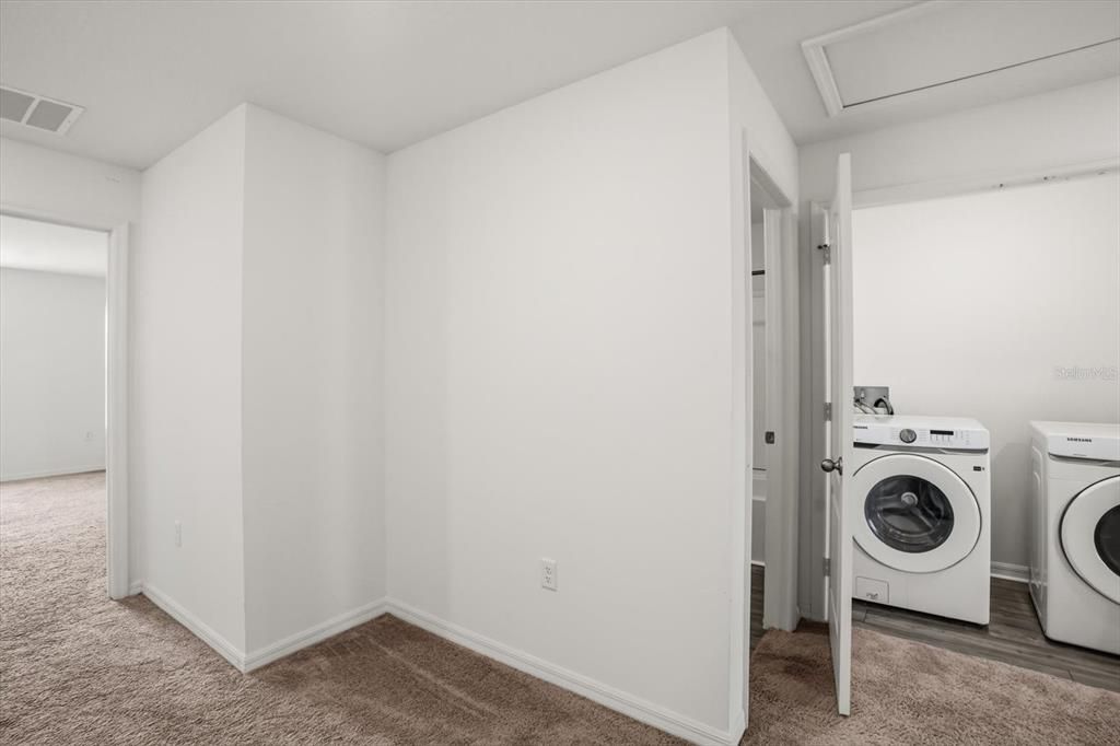 For Rent: $1,900 (3 beds, 2 baths, 1616 Square Feet)