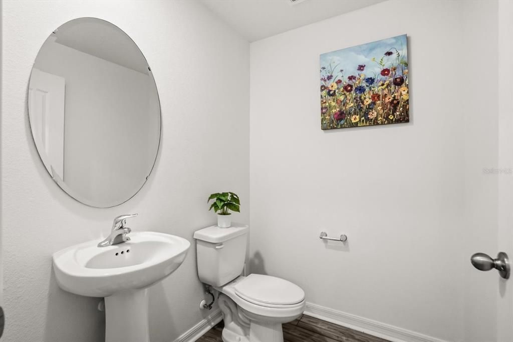 For Rent: $1,900 (3 beds, 2 baths, 1616 Square Feet)