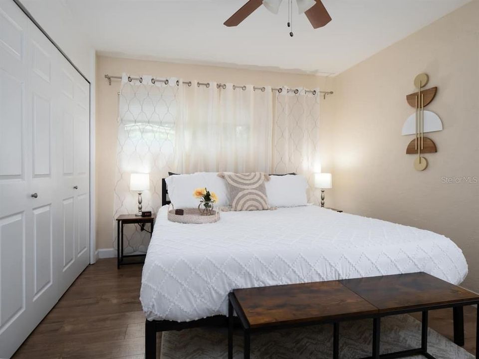 В аренду: $2,400 (4 спален, 2 ванн, 1498 Квадратных фут)