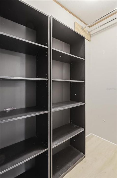 For Sale: $175,000 (3 beds, 2 baths, 1196 Square Feet)