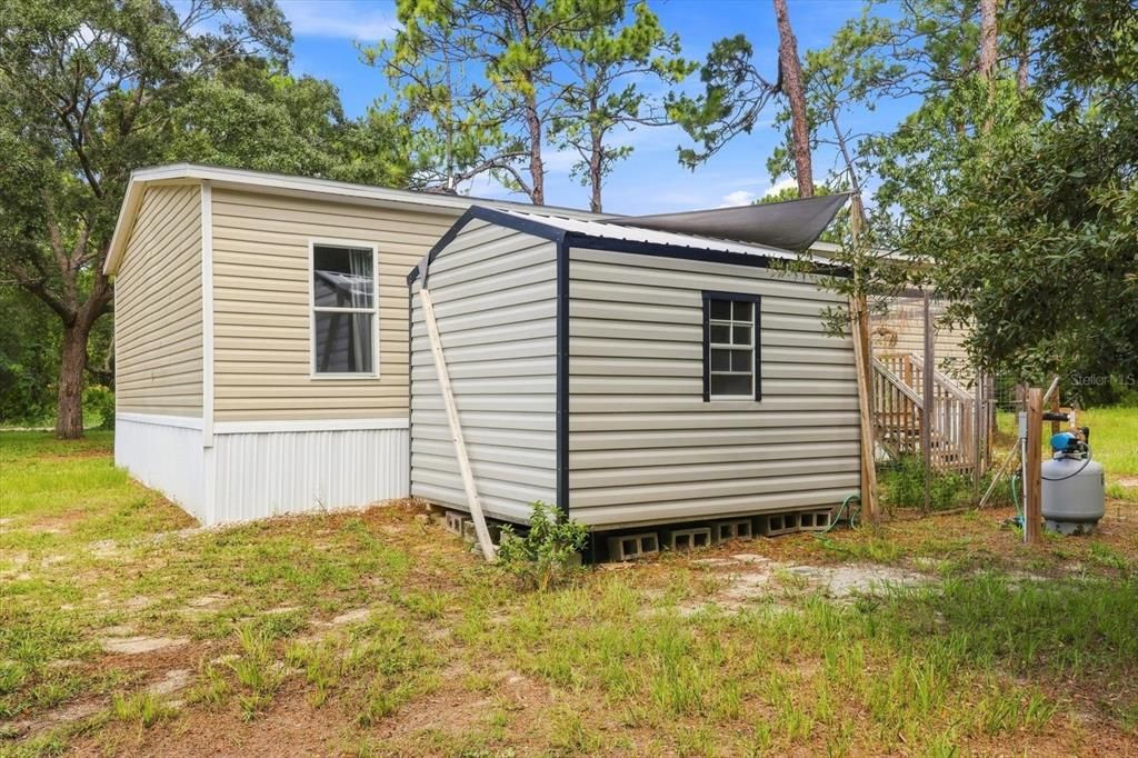For Sale: $175,000 (3 beds, 2 baths, 1196 Square Feet)