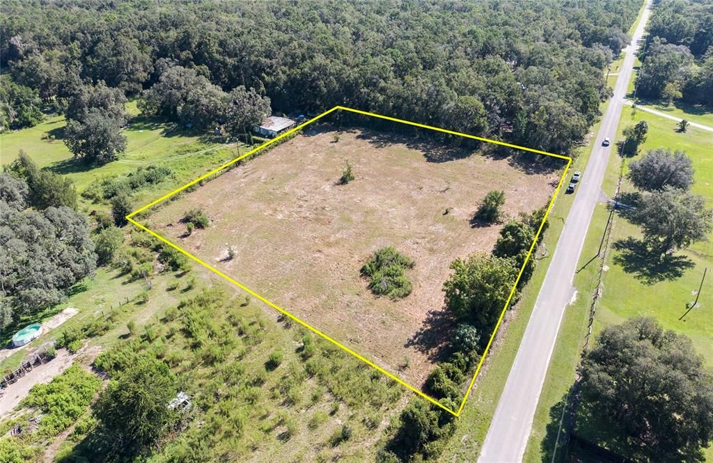 На продажу: $120,000 (2.20 acres)