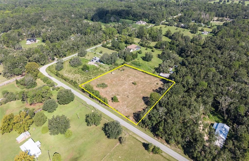 На продажу: $120,000 (2.20 acres)