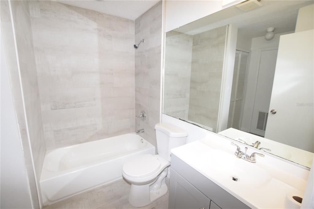 В аренду: $1,825 (3 спален, 2 ванн, 1322 Квадратных фут)