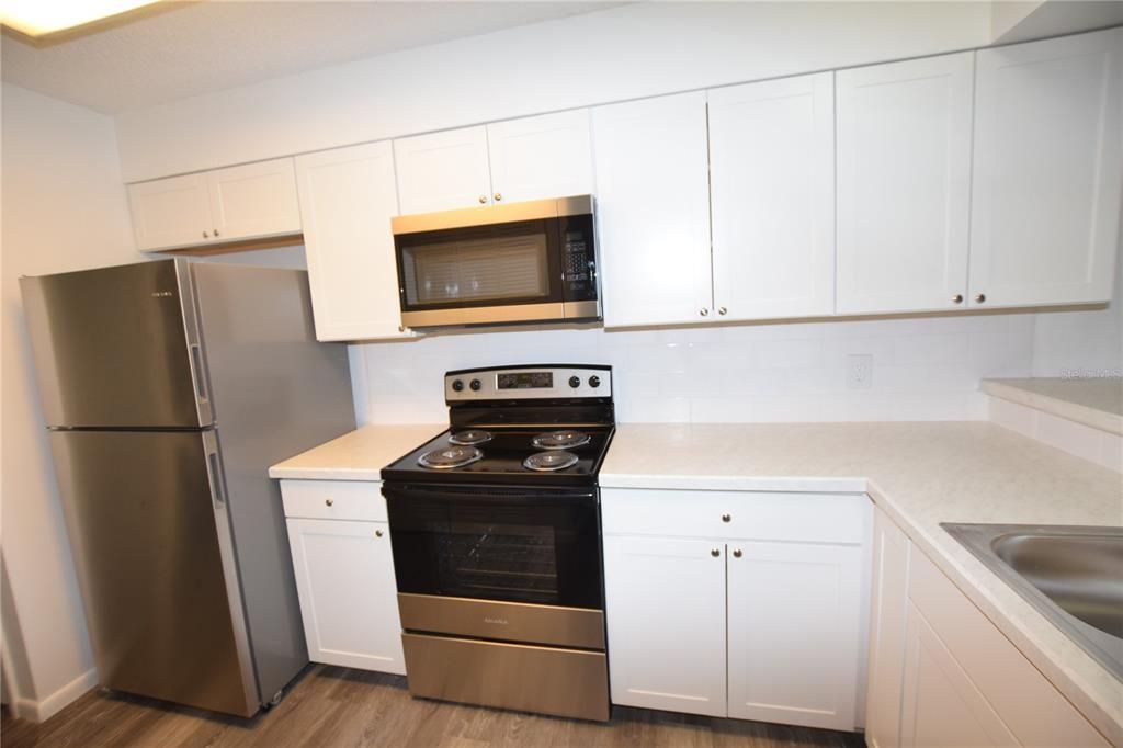 В аренду: $1,825 (3 спален, 2 ванн, 1322 Квадратных фут)