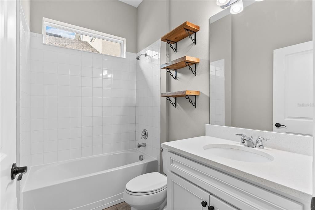 For Rent: $2,850 (4 beds, 3 baths, 2097 Square Feet)