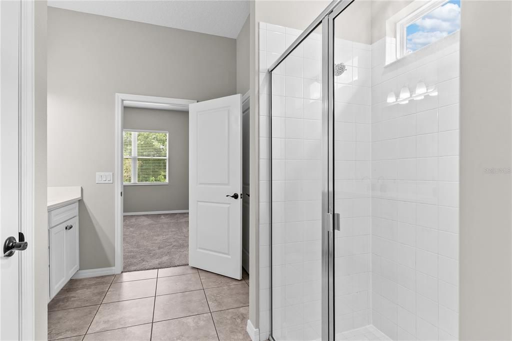 For Rent: $2,850 (4 beds, 3 baths, 2097 Square Feet)