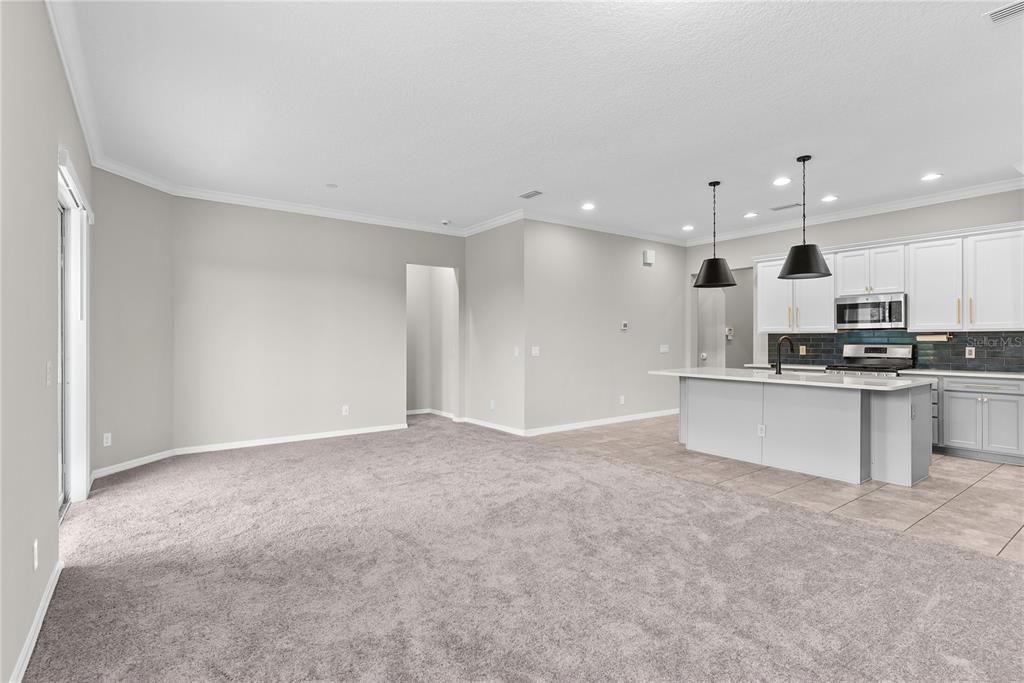 For Rent: $2,850 (4 beds, 3 baths, 2097 Square Feet)