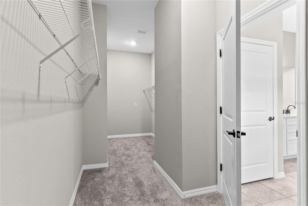 For Rent: $2,850 (4 beds, 3 baths, 2097 Square Feet)