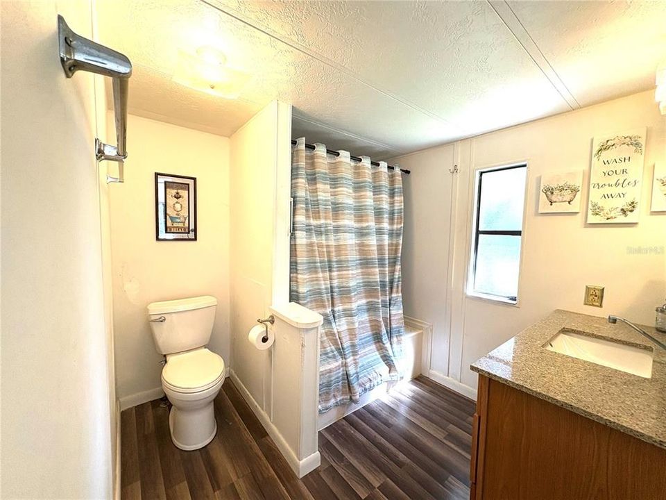 En Venta: $120,000 (2 camas, 2 baños, 840 Pies cuadrados)