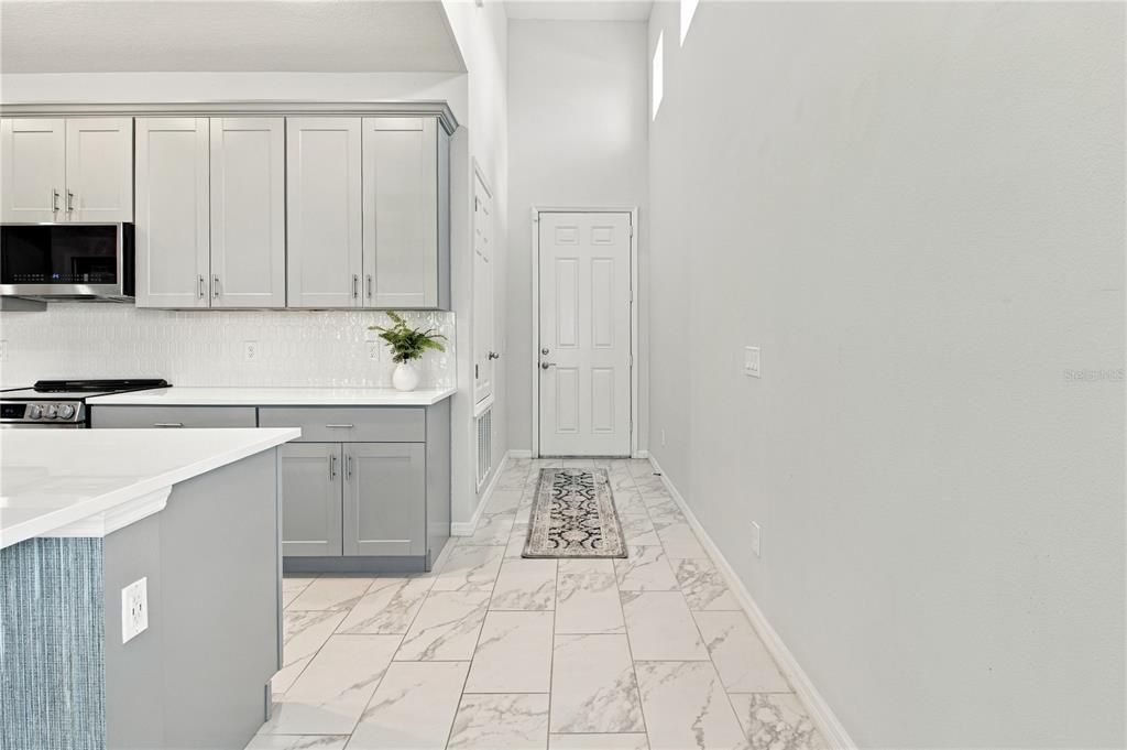 For Sale: $329,900 (3 beds, 2 baths, 1574 Square Feet)