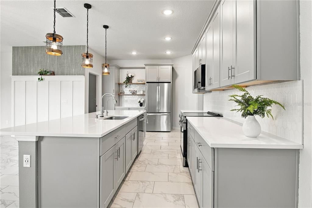 For Sale: $329,900 (3 beds, 2 baths, 1574 Square Feet)