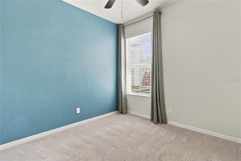 For Sale: $329,900 (3 beds, 2 baths, 1574 Square Feet)
