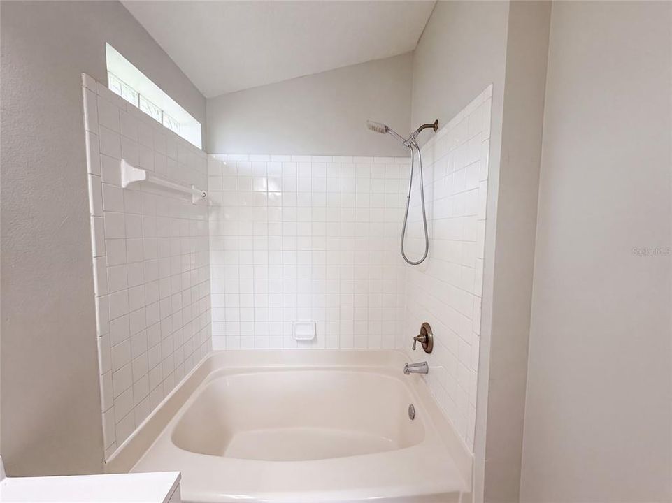 На продажу: $349,000 (3 спален, 2 ванн, 1284 Квадратных фут)