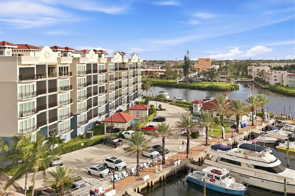 For Sale: $995,000 (3 beds, 2 baths, 1802 Square Feet)