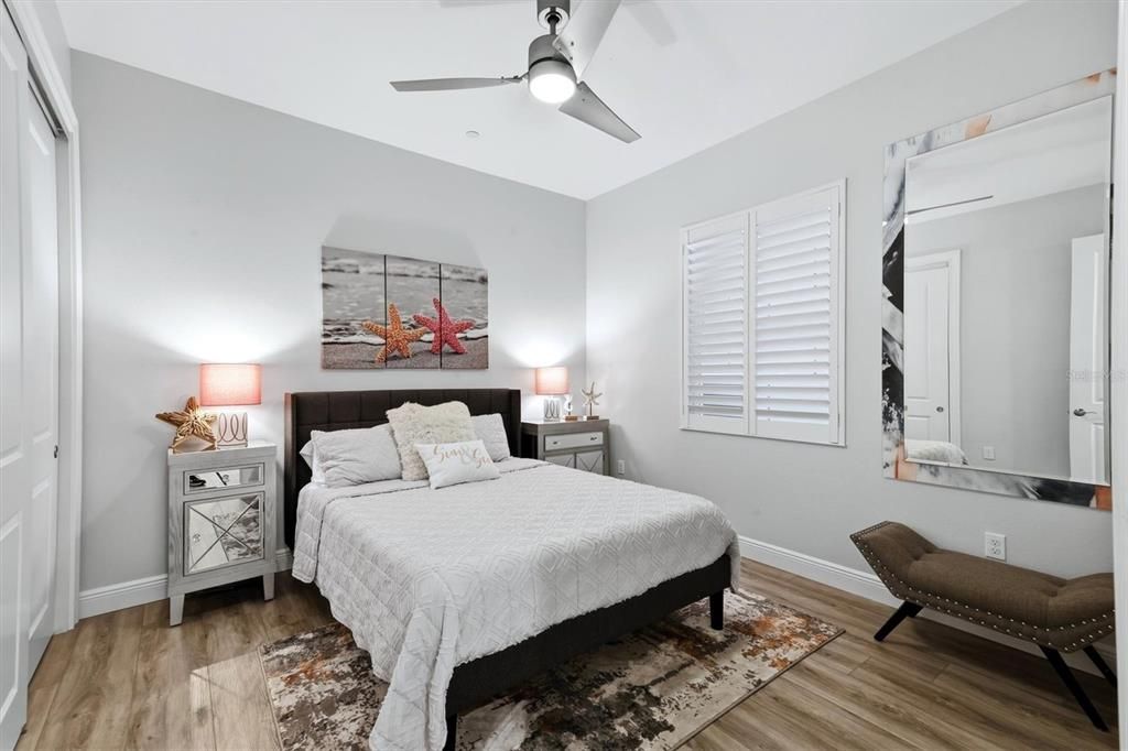 For Sale: $995,000 (3 beds, 2 baths, 1802 Square Feet)
