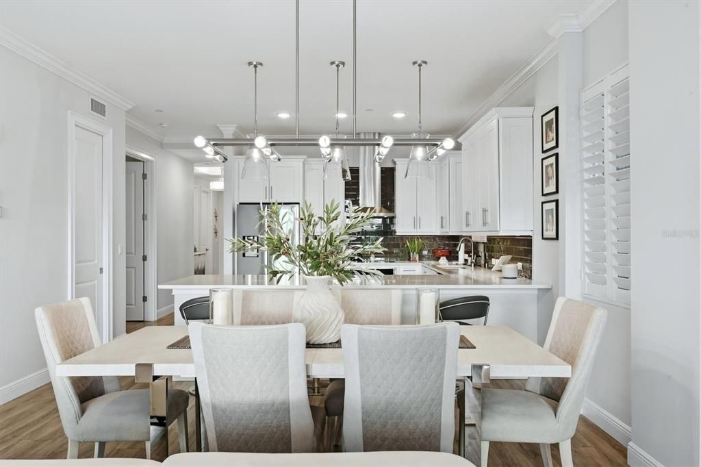 For Sale: $995,000 (3 beds, 2 baths, 1802 Square Feet)