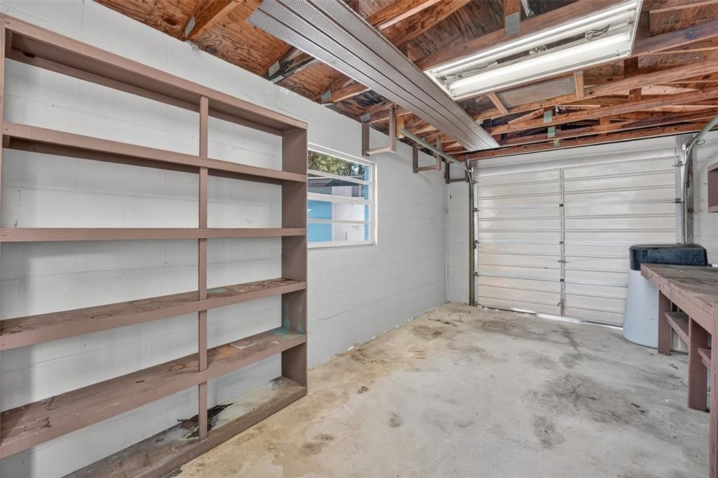 For Sale: $389,998 (3 beds, 2 baths, 1476 Square Feet)