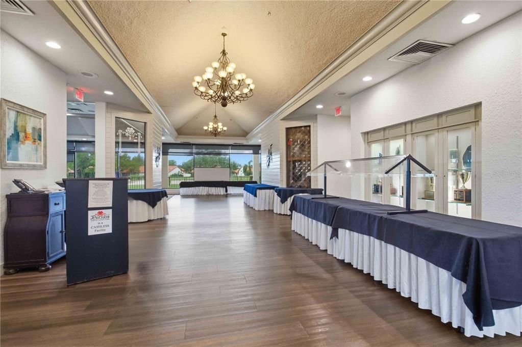 For Sale: $369,900 (2 beds, 2 baths, 1677 Square Feet)