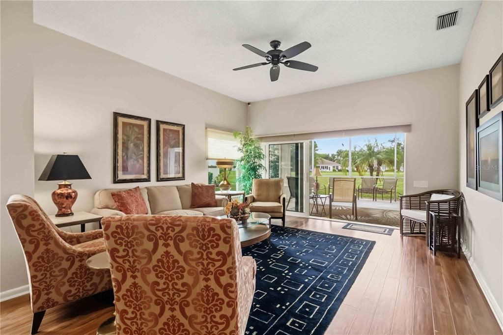 For Sale: $369,900 (2 beds, 2 baths, 1677 Square Feet)