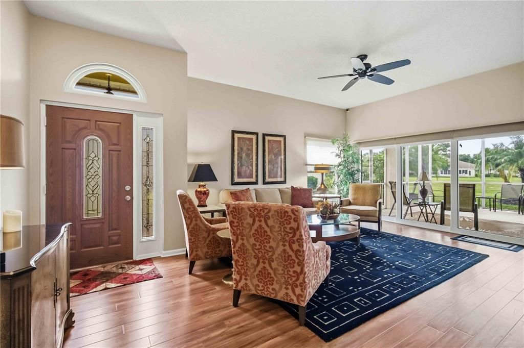 For Sale: $369,900 (2 beds, 2 baths, 1677 Square Feet)