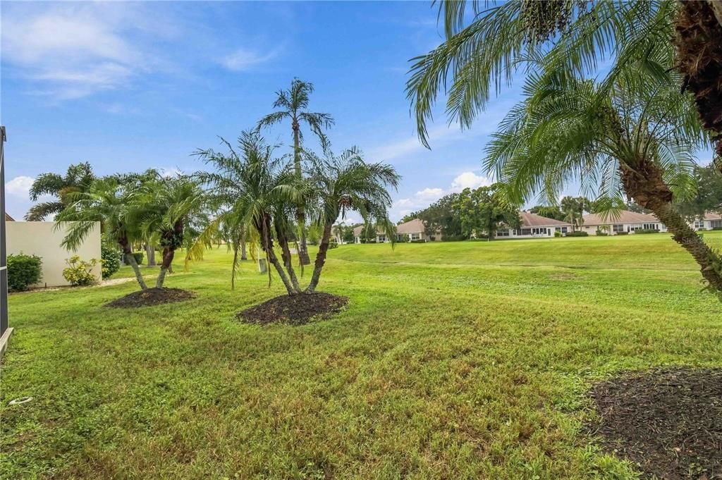 For Sale: $369,900 (2 beds, 2 baths, 1677 Square Feet)
