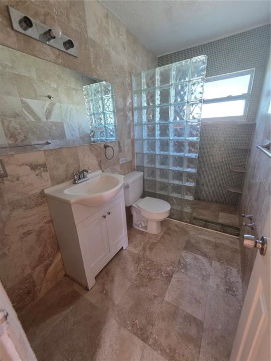 En Venta: $240,000 (3 camas, 1 baños, 1304 Pies cuadrados)