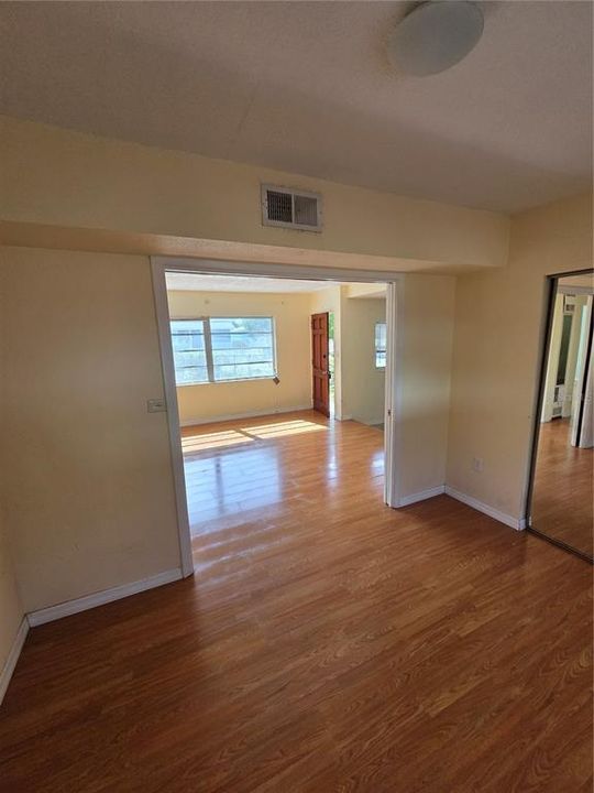 En Venta: $240,000 (3 camas, 1 baños, 1304 Pies cuadrados)