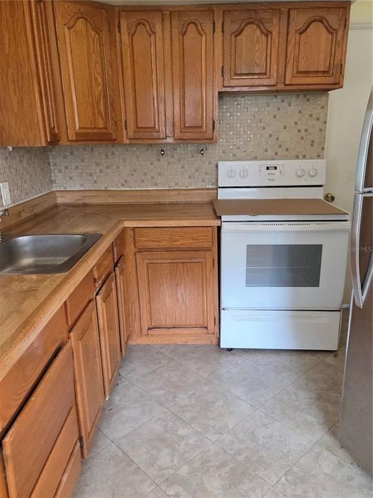 En Venta: $240,000 (3 camas, 1 baños, 1304 Pies cuadrados)