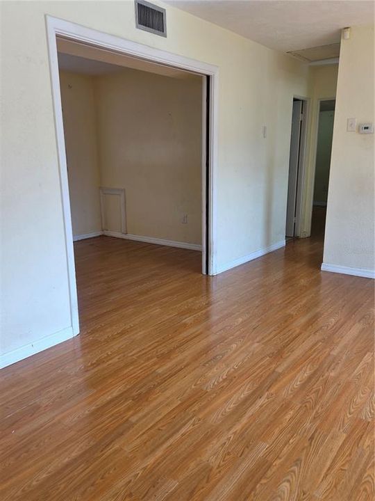 En Venta: $240,000 (3 camas, 1 baños, 1304 Pies cuadrados)