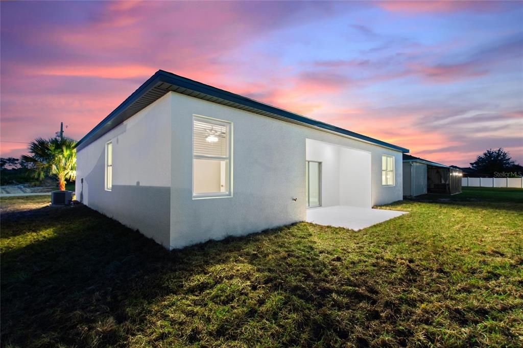 For Rent: $1,895 (4 beds, 2 baths, 1670 Square Feet)