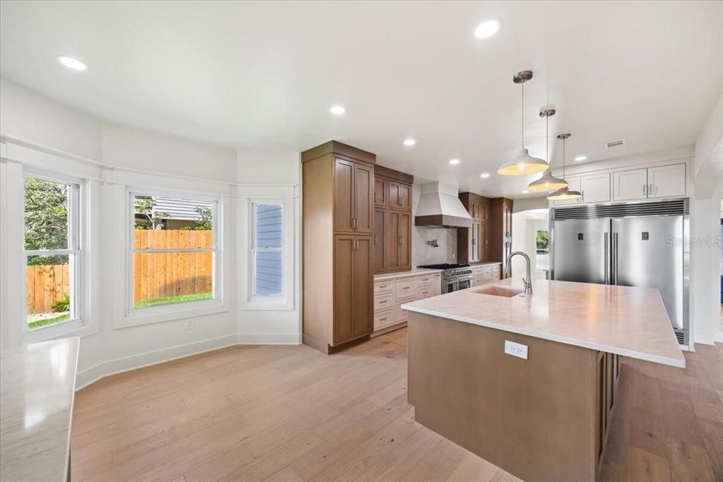 En Venta: $3,790,000 (6 camas, 5 baños, 4859 Pies cuadrados)