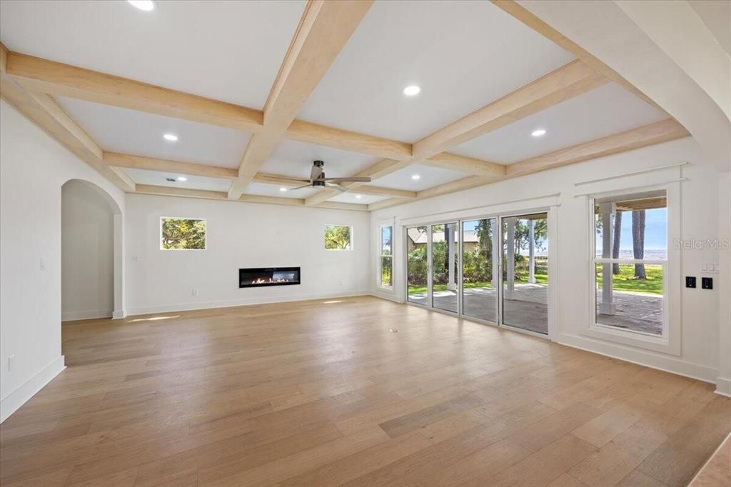 En Venta: $3,790,000 (6 camas, 5 baños, 4859 Pies cuadrados)