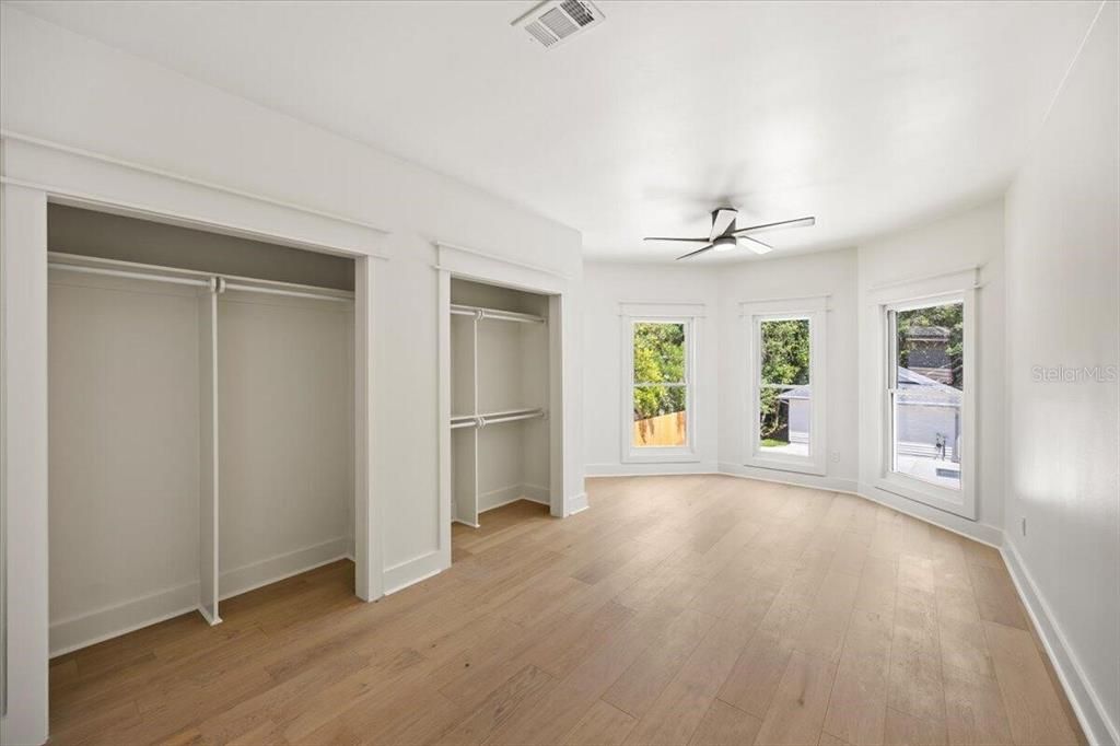 En Venta: $3,790,000 (6 camas, 5 baños, 4859 Pies cuadrados)