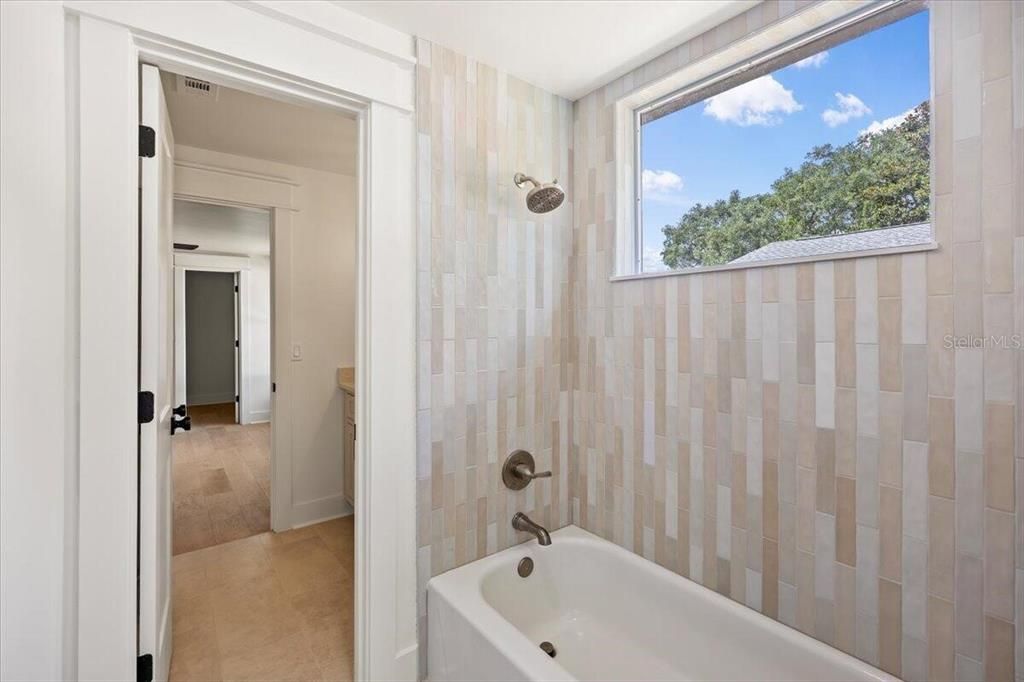En Venta: $3,790,000 (6 camas, 5 baños, 4859 Pies cuadrados)