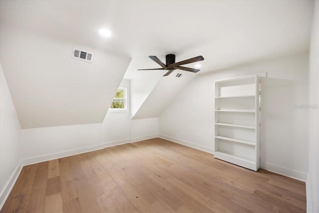 En Venta: $3,790,000 (6 camas, 5 baños, 4859 Pies cuadrados)