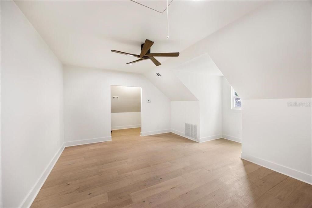 En Venta: $3,790,000 (6 camas, 5 baños, 4859 Pies cuadrados)