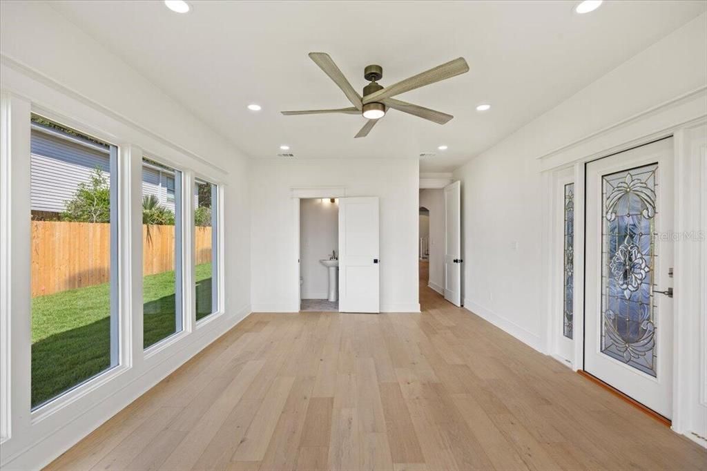 En Venta: $3,790,000 (6 camas, 5 baños, 4859 Pies cuadrados)