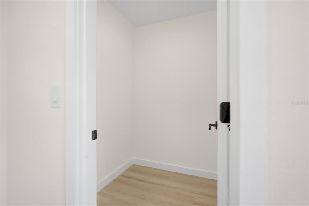 待售: $865,000 (4 贝兹, 3 浴室, 2872 平方英尺)