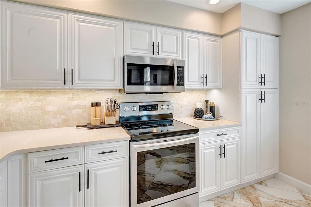 For Sale: $535,000 (3 beds, 2 baths, 1402 Square Feet)