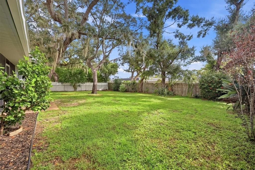 For Sale: $399,000 (4 beds, 2 baths, 1630 Square Feet)