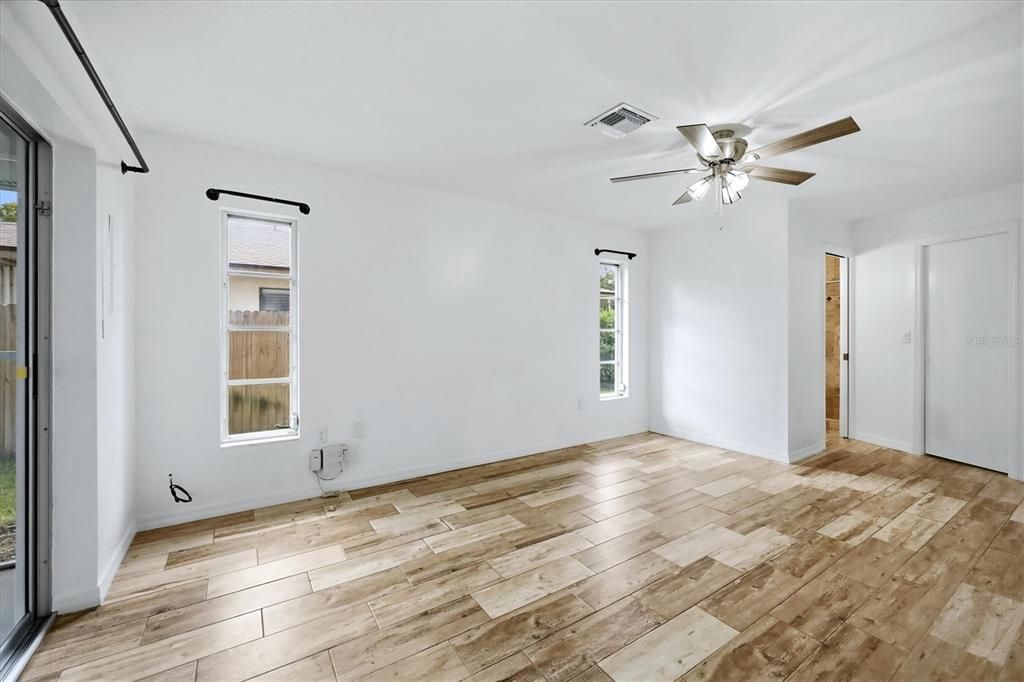 For Sale: $399,000 (4 beds, 2 baths, 1630 Square Feet)