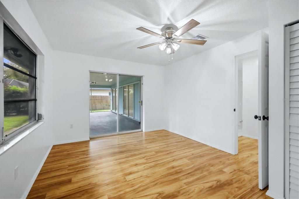 For Sale: $399,000 (4 beds, 2 baths, 1630 Square Feet)